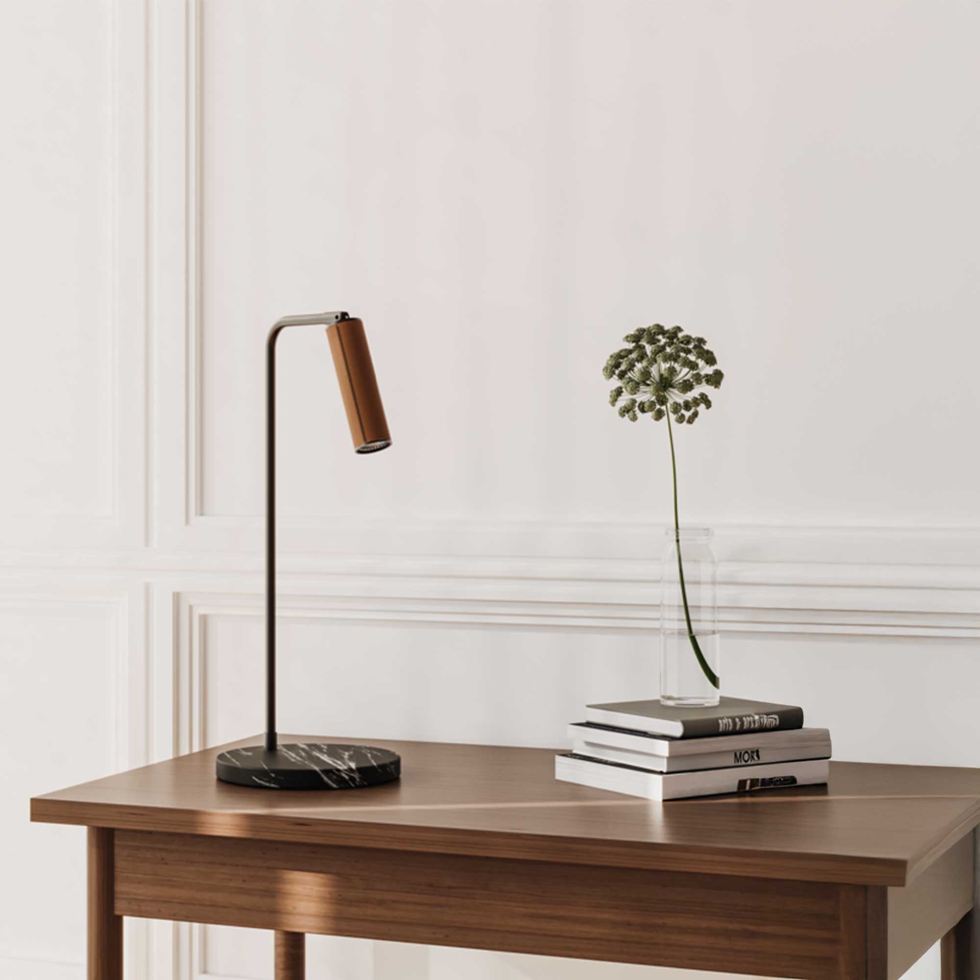 Aromas Tura LED stolní svítidlo