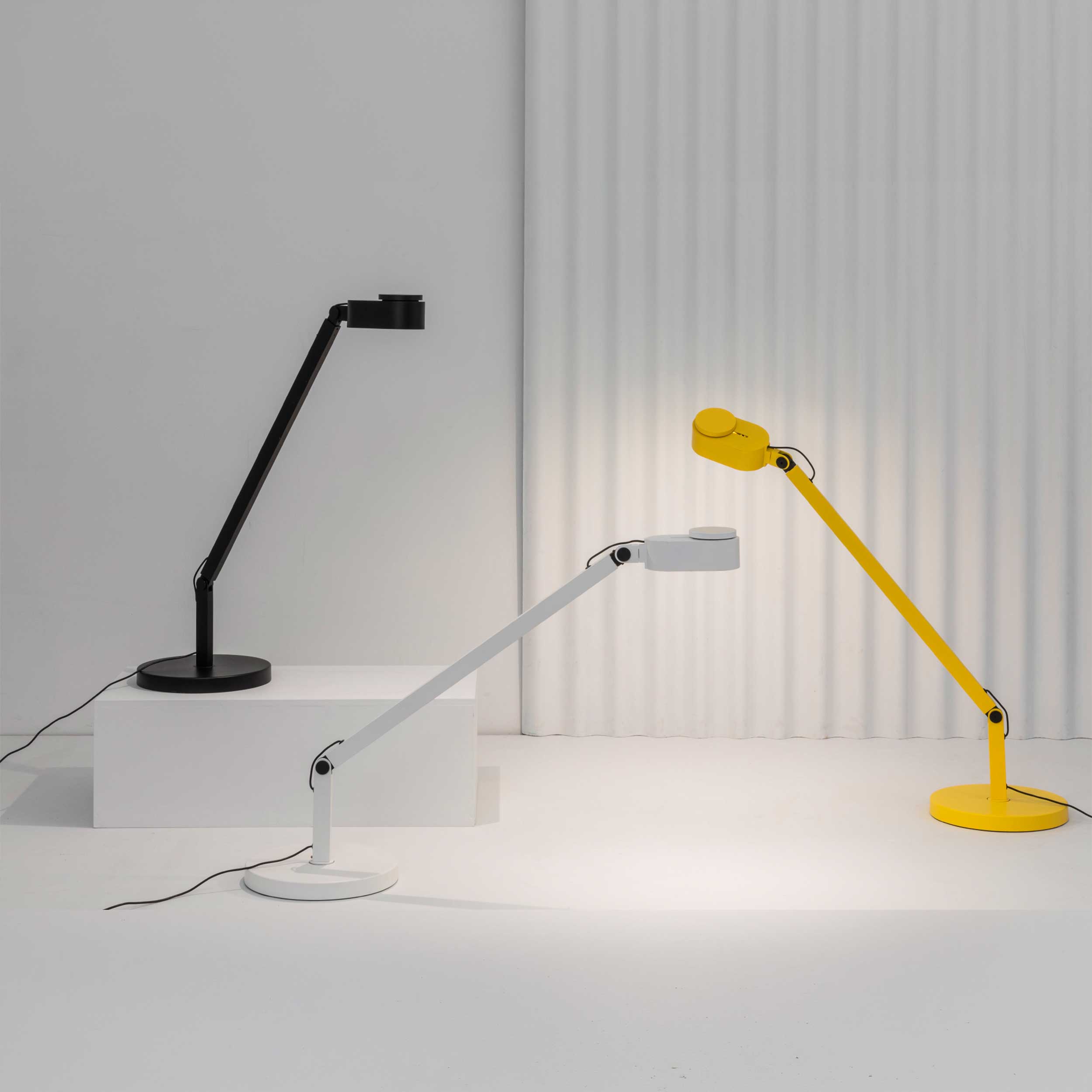 Lampa stołowa LED Faro Inviting