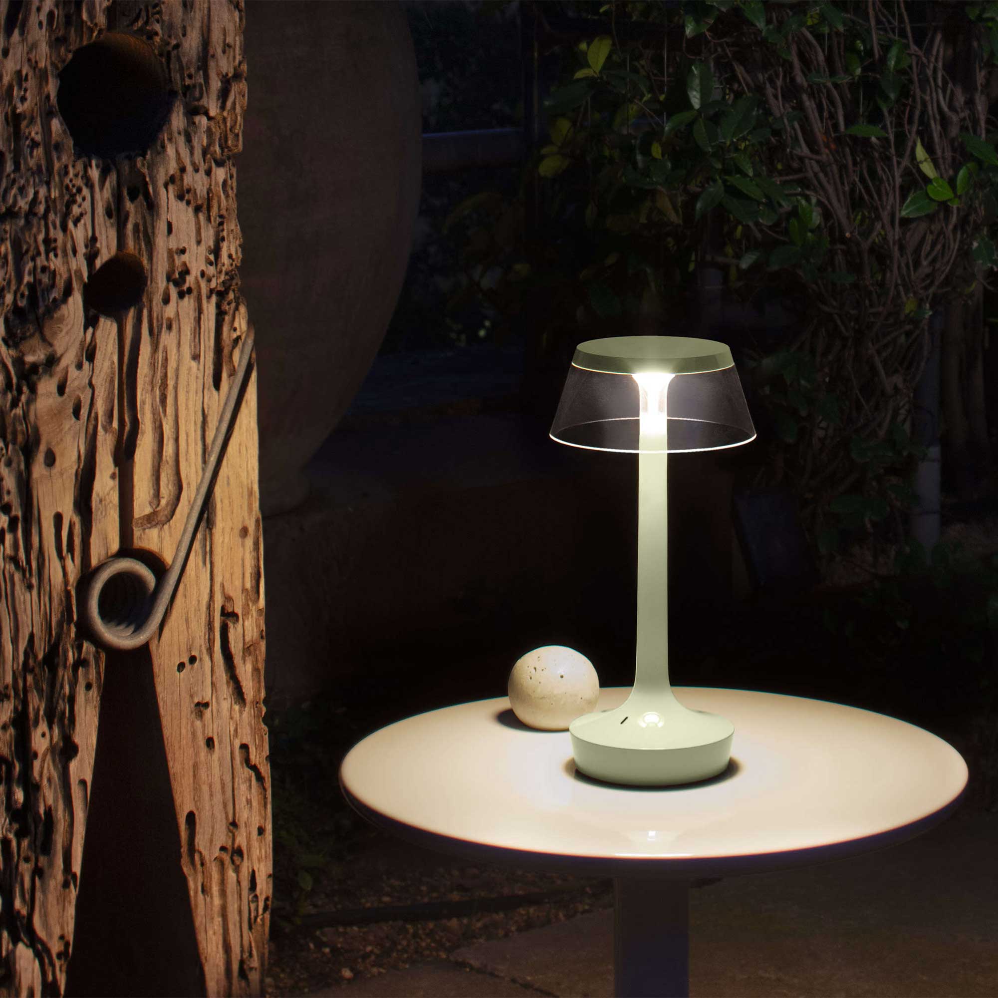 Flos Bon Jour Unplugged LED stolní přenosné svítidlo