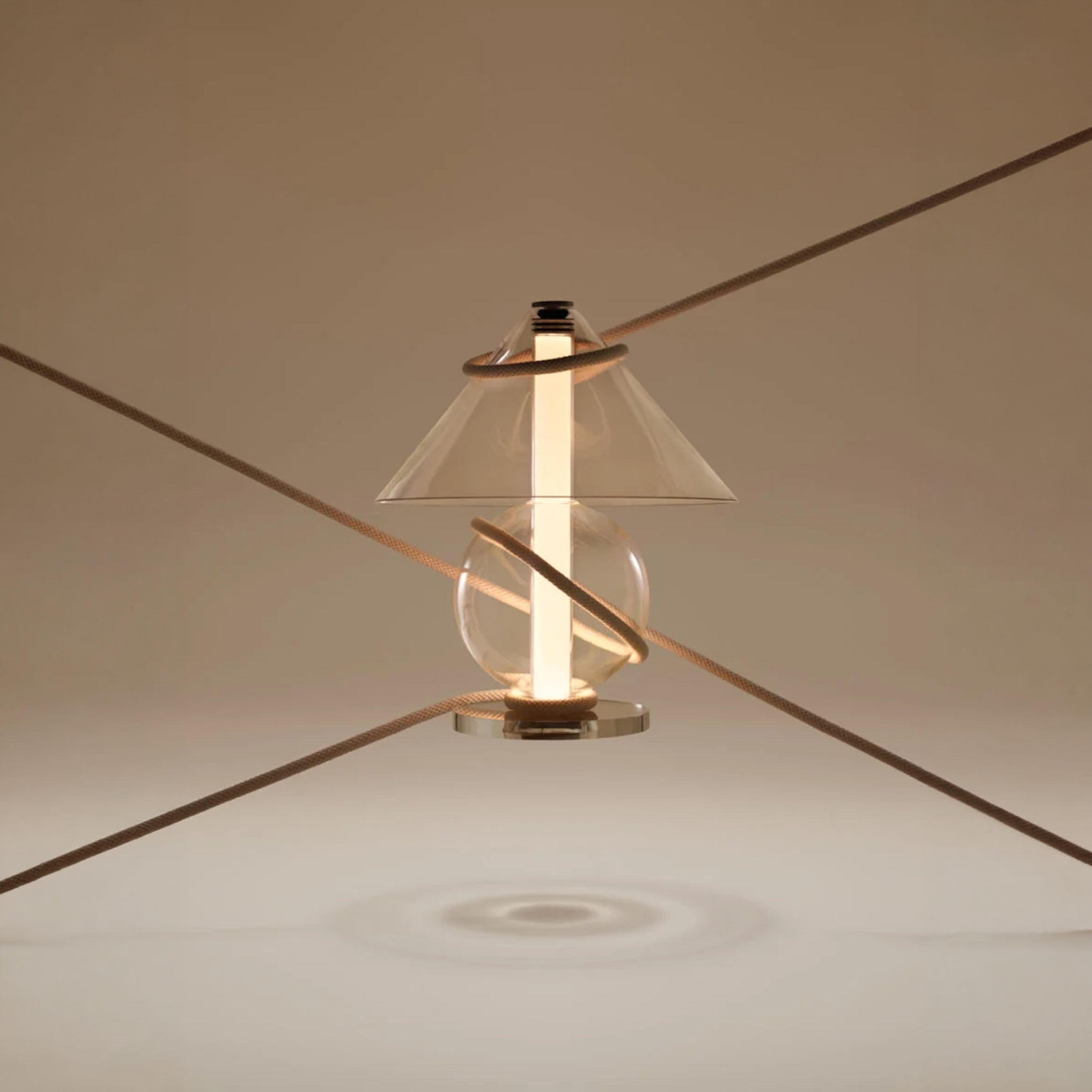 Lampa stołowa Marset Fragile LED