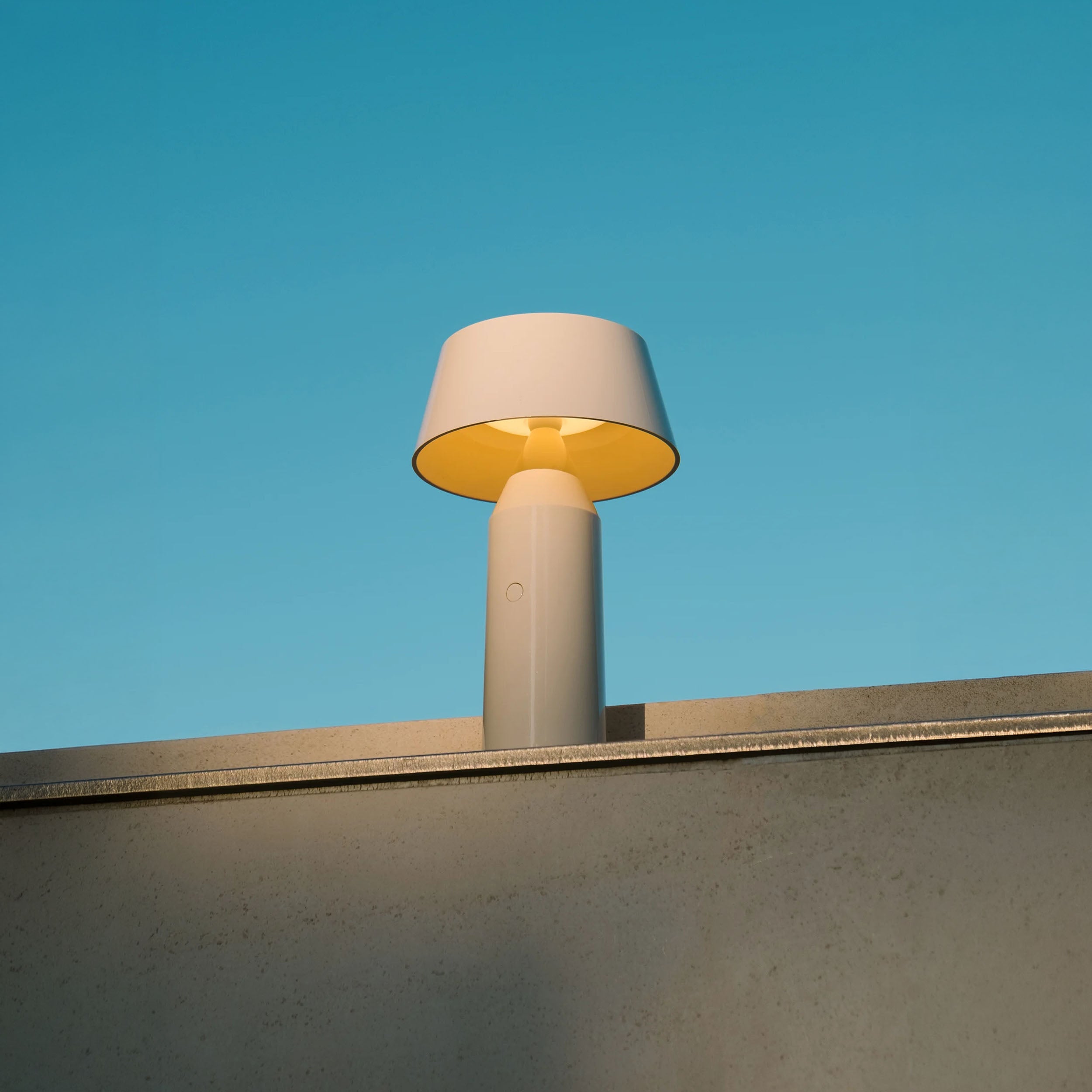 Przenośna lampa stołowa Marset Bicoca LED