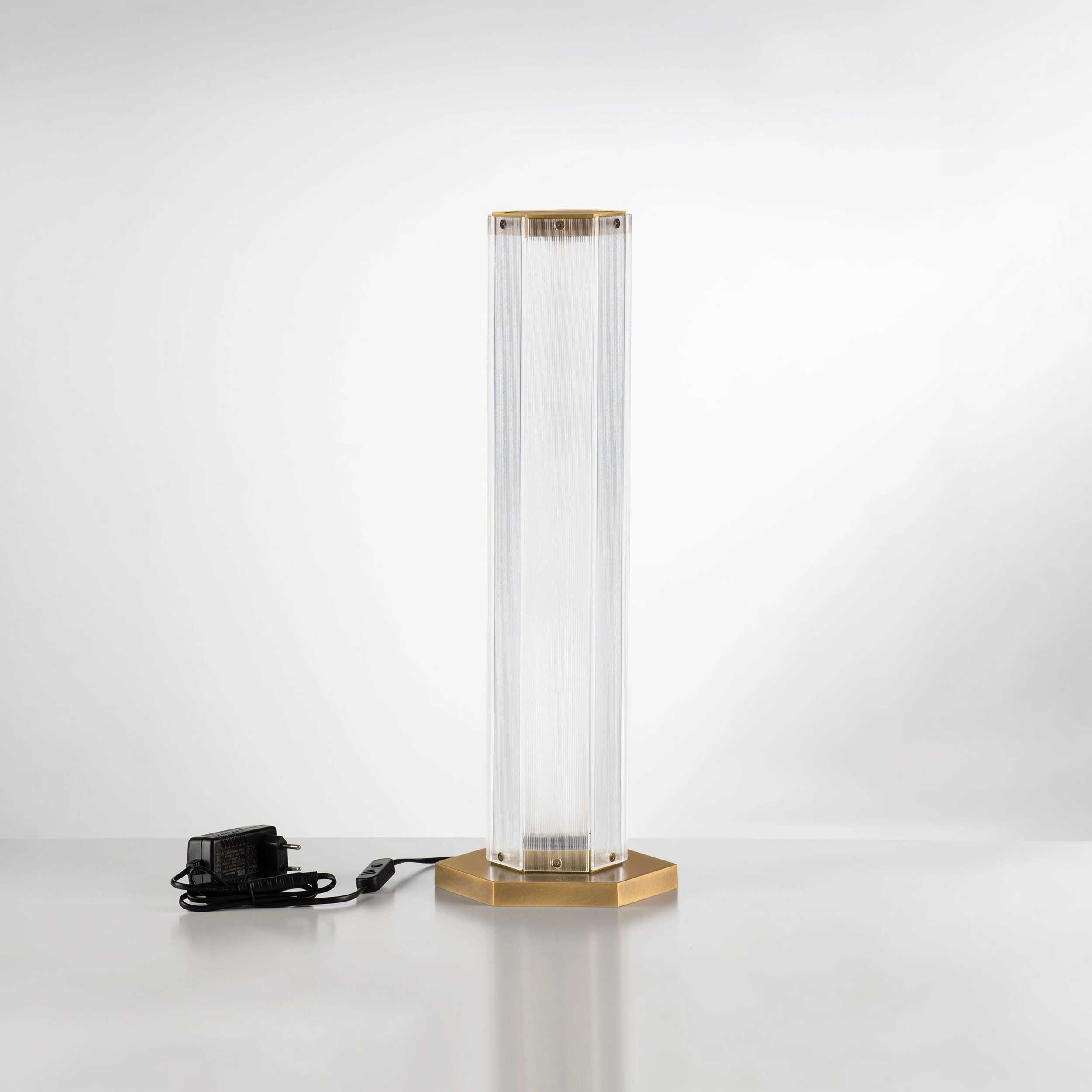 Nova Luce Lampa stołowa LED Essenzo