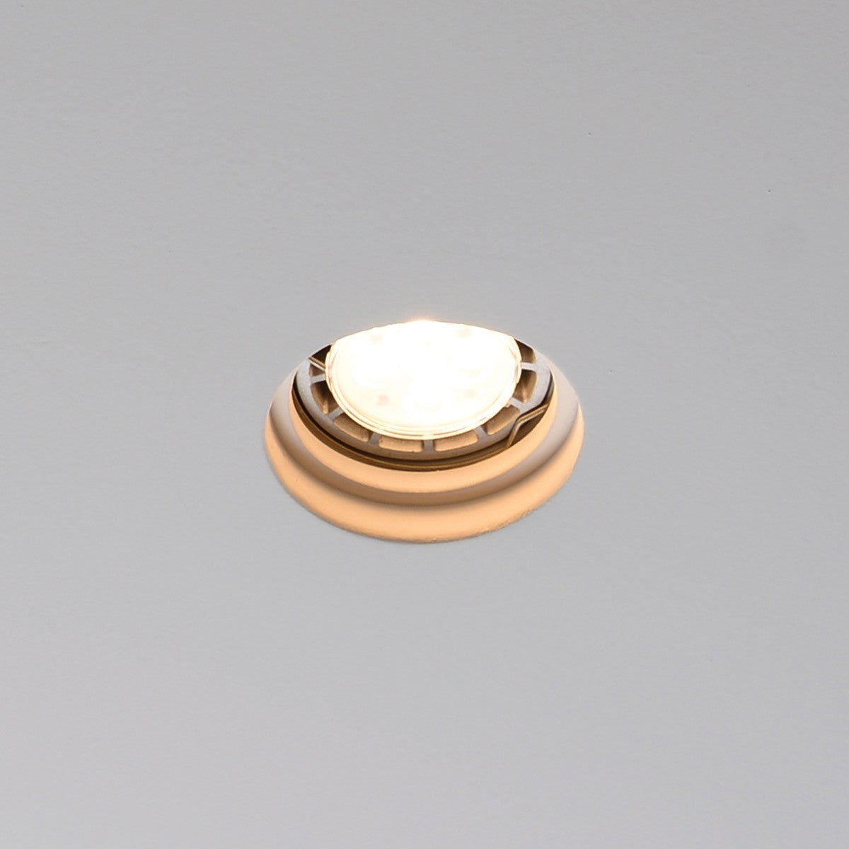 VK Light Downlight – gipsowa oprawa wpuszczana GU10 o okrągłym kształcie