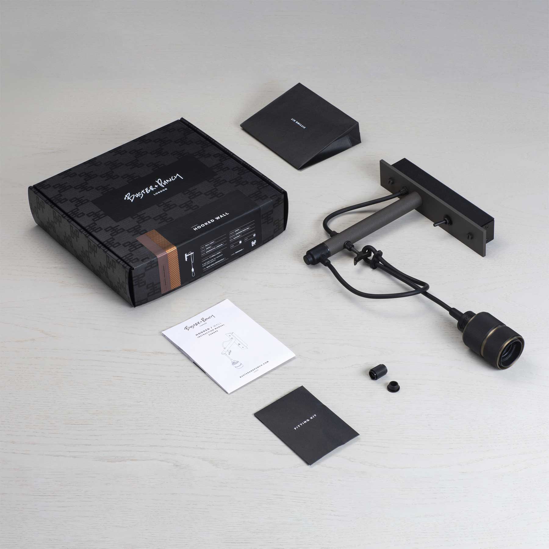 Buster & Punch E27 HOOKED nástěnné grafitové svítidlo