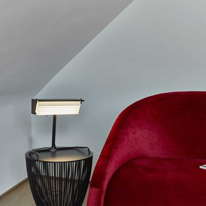 DCW éditions Biny LED stolní svítidlo