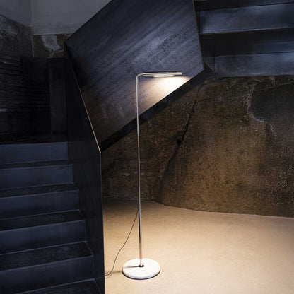 DCW éditions Mezzaluna LED stojací svítidlo