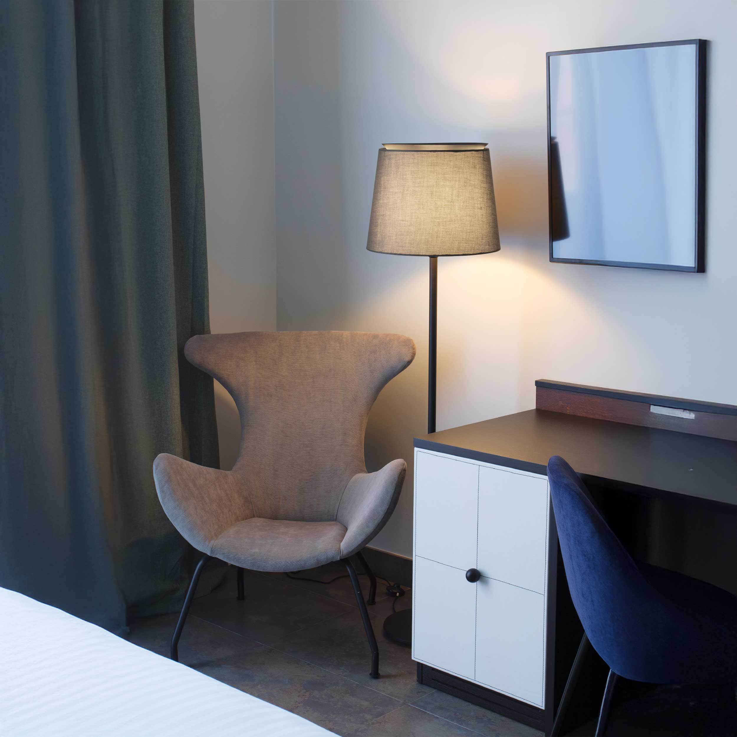 Faro Savoy E27 stojací svítidlo