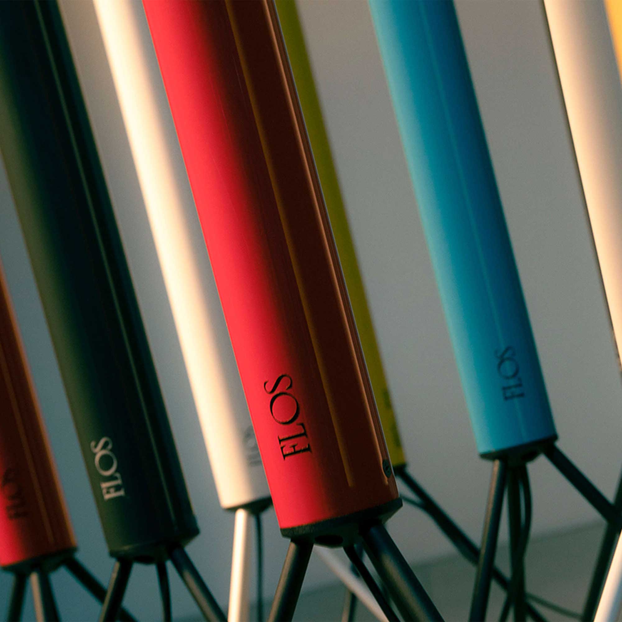 Flos Luminator E27 ikonická stojací lampa