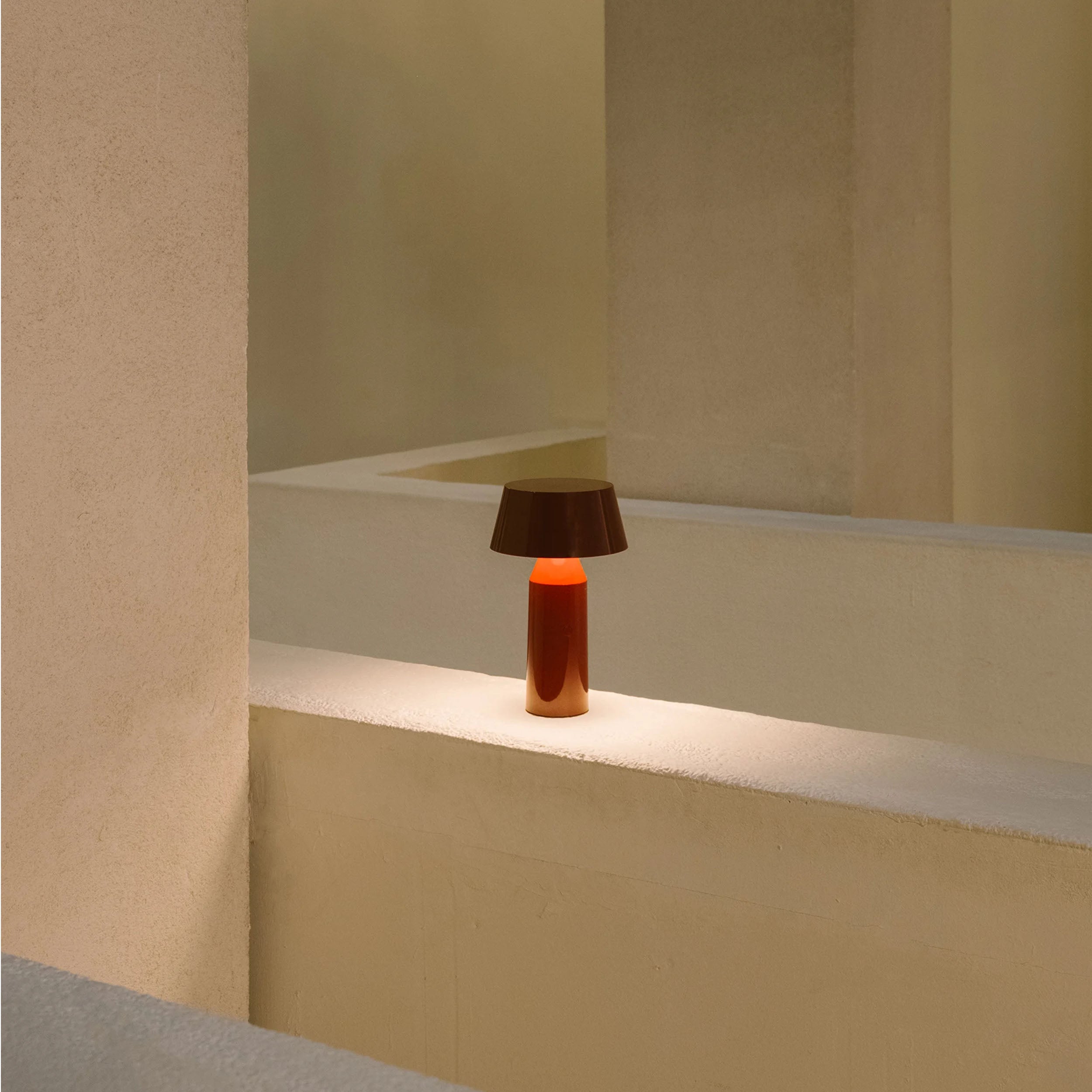 Przenośna lampa stołowa Marset Bicoca LED
