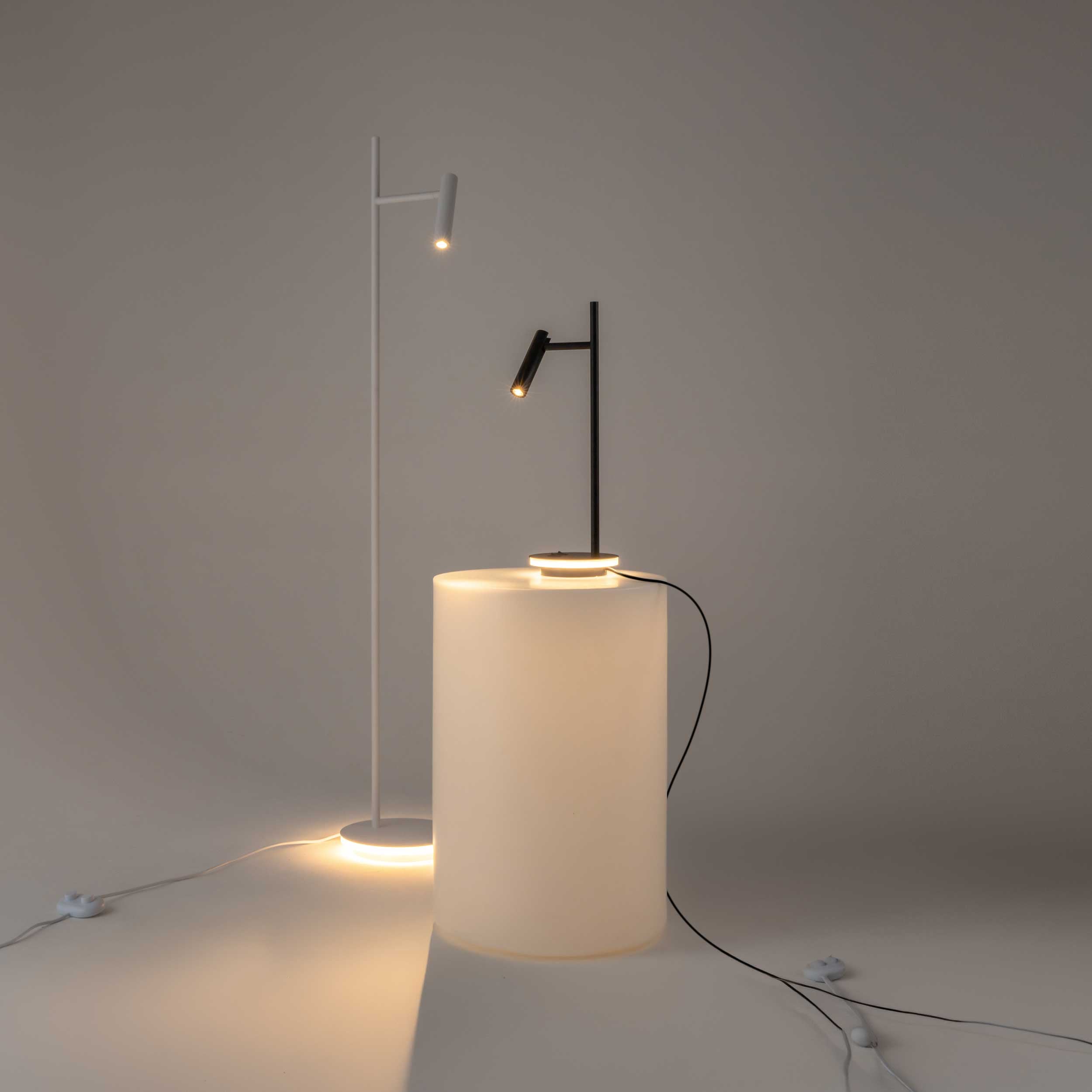 Lampa stołowa Maytoni Estudo LED