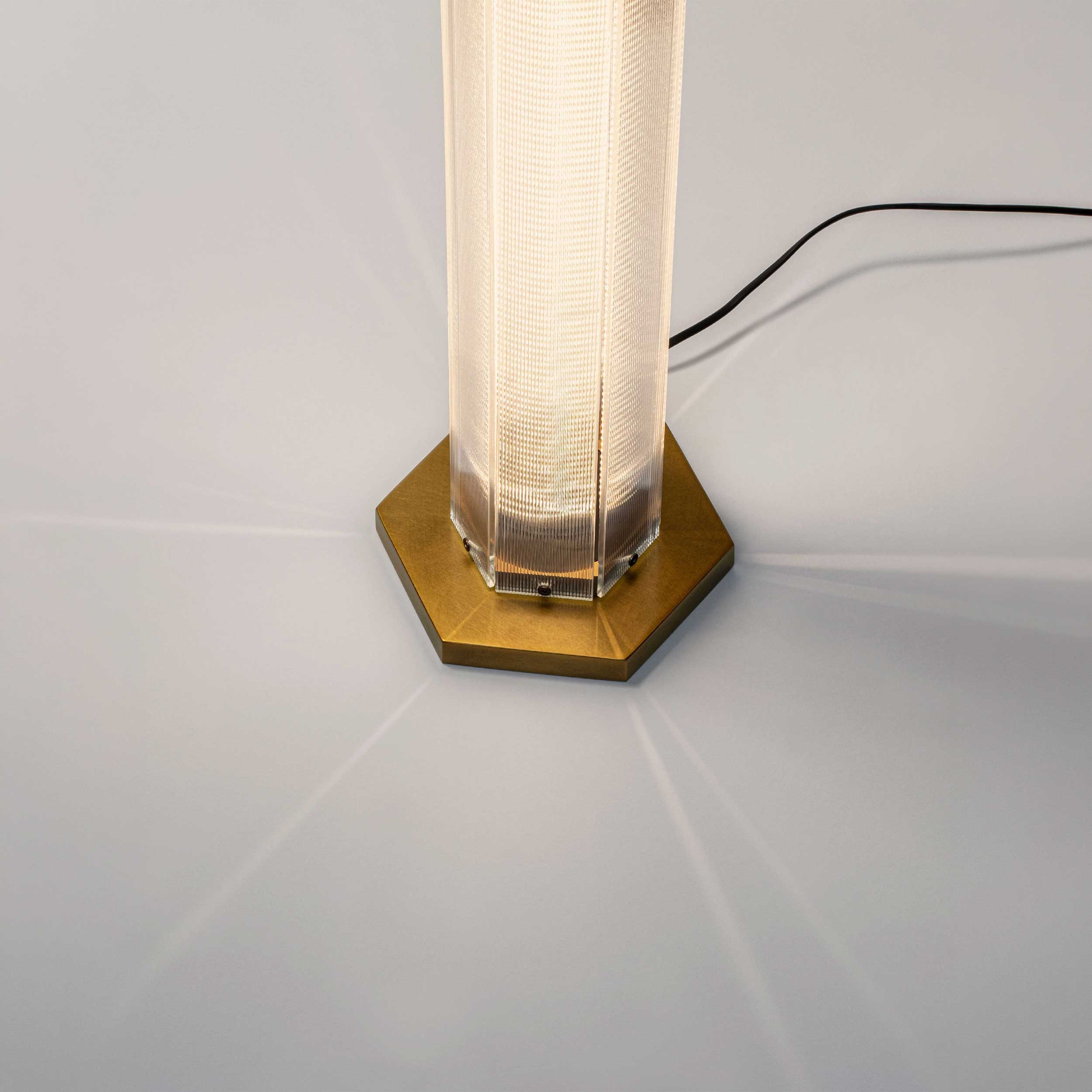 Nova Luce Lampa stołowa LED Essenzo