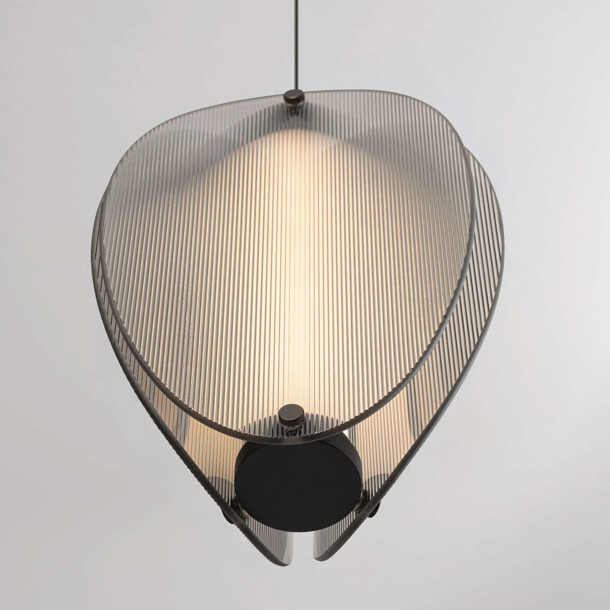 Nova Luce Noir – lampa wisząca LED