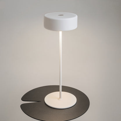 Maytoni AI Collaboration LED – przenośna lampa stołowa