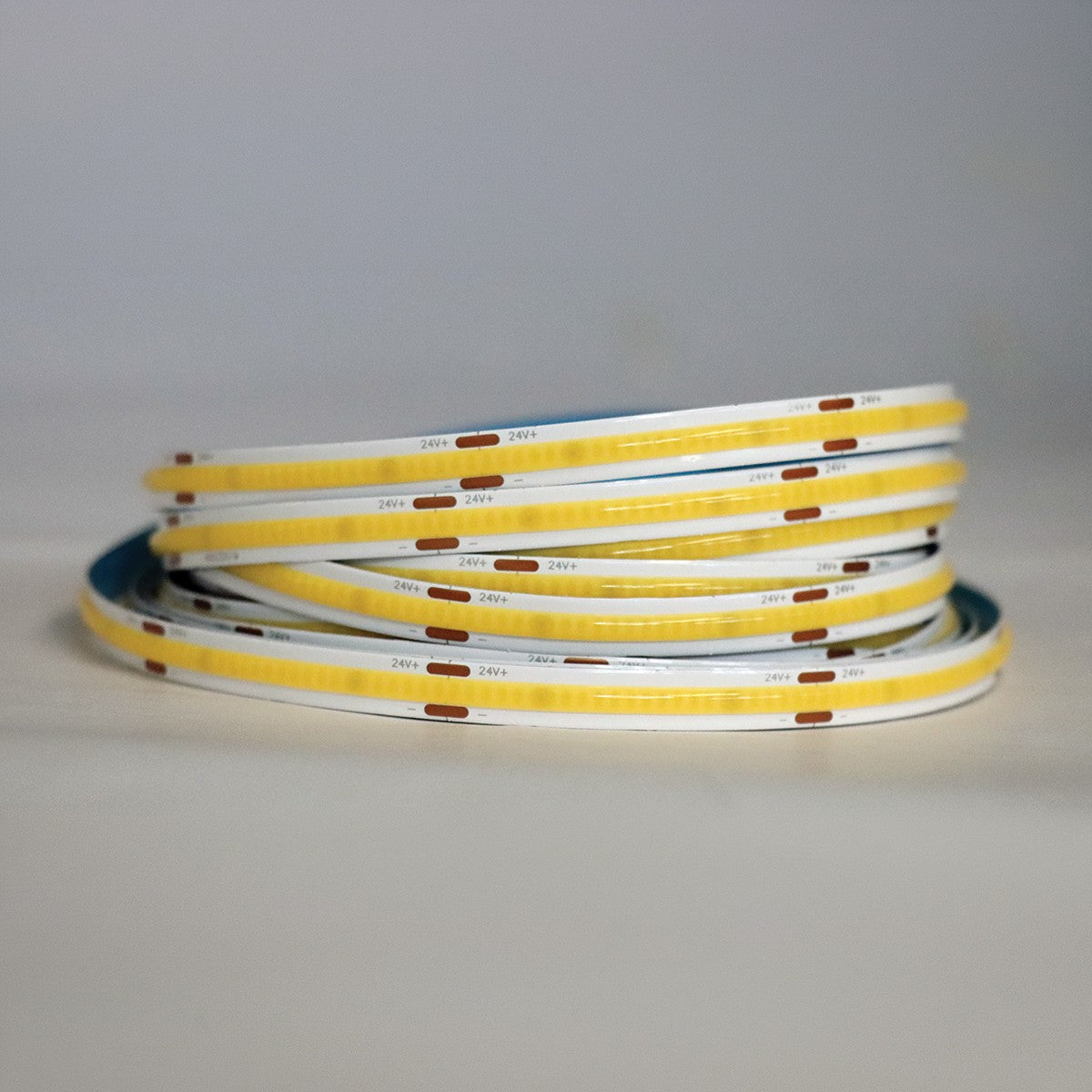 Taśma LED COB 24 V, CRI 90, IP65, 3000 K, z możliwością ściemniania (5 m)