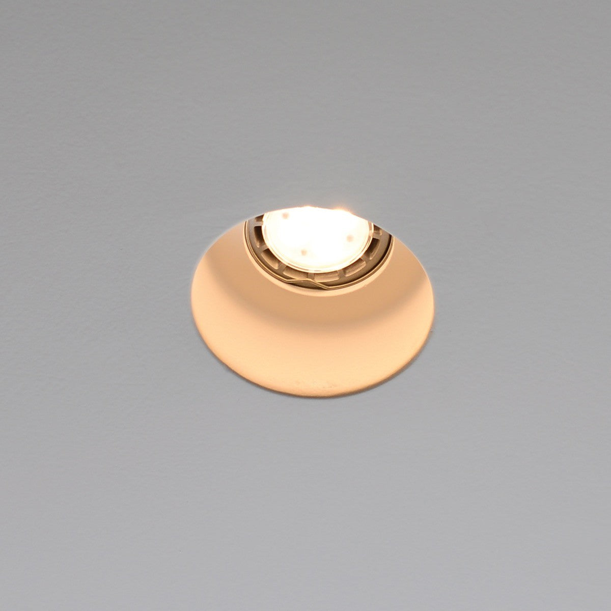 VK Light Downlight – gipsowa oprawa wpuszczana GU10 o okrągłym kształcie