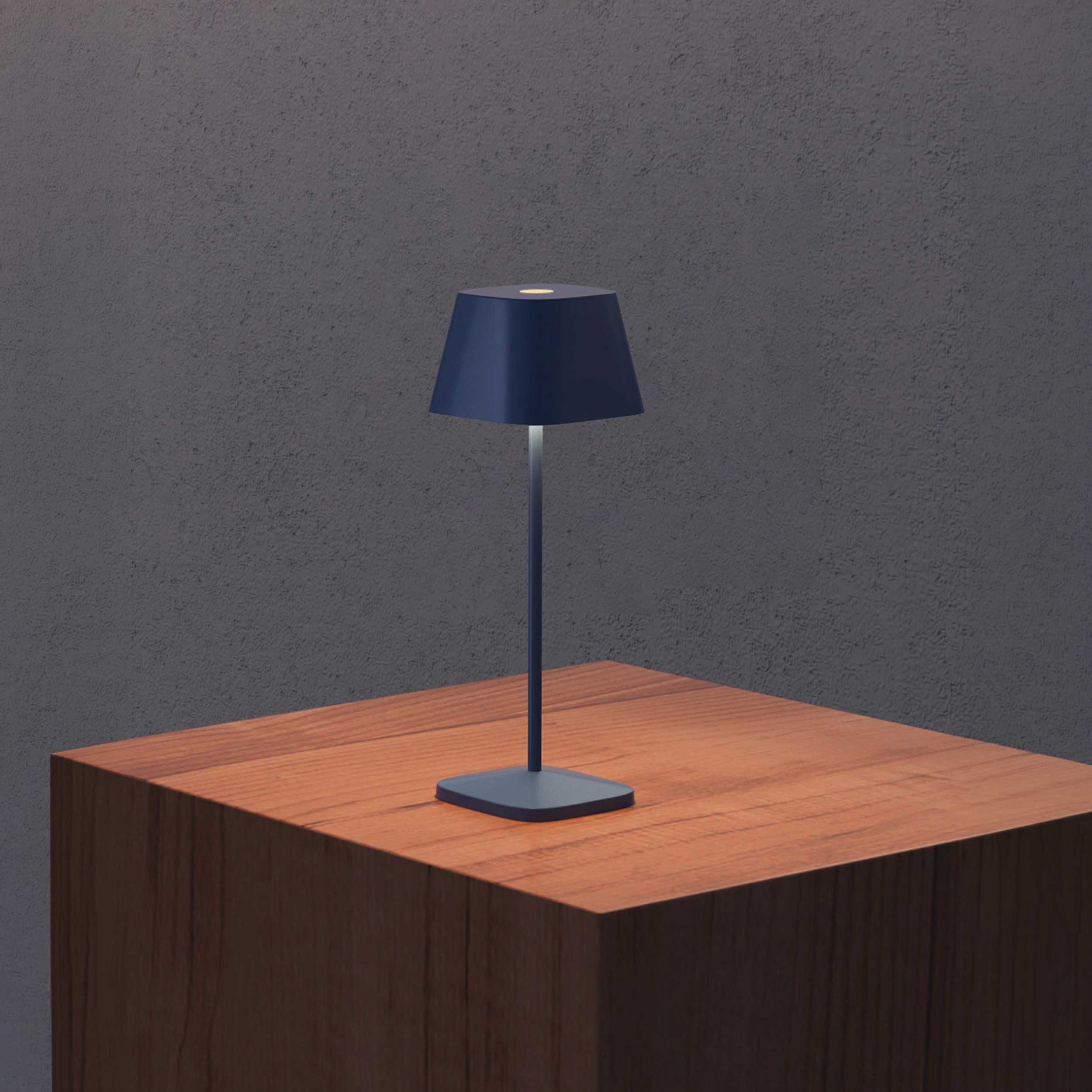 VK Light Opos LED – przenośna lampa stołowa IP65 o prostokątnym kształcie