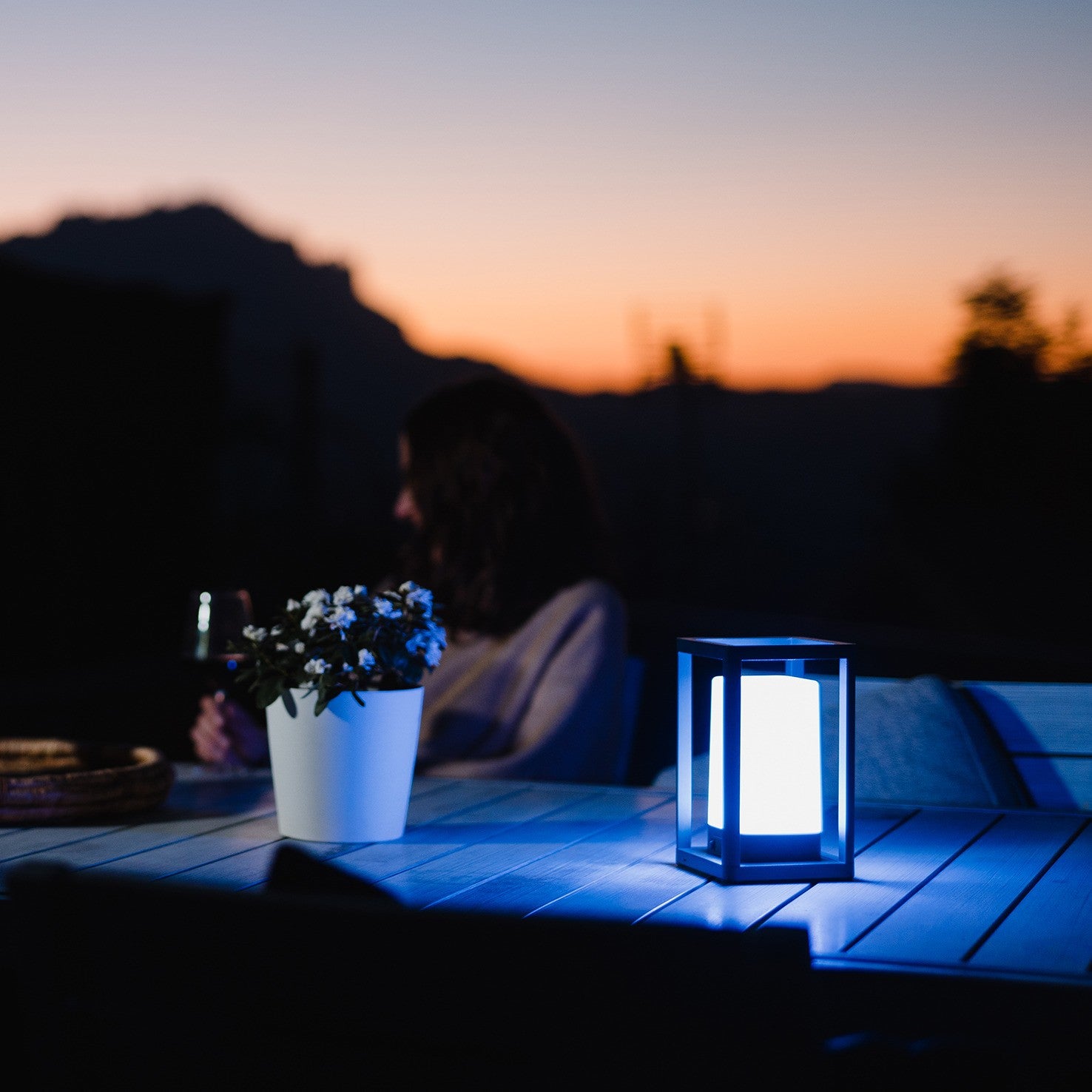 Dopo Venice LED přenosná lampa RGBW